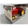 Image 5 : Massey-Harris Diecast Metal 55 Tractor-Original Box