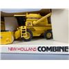 Image 2 : New Holland Diecast Metal Combine-Original Box