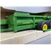 Image 2 : John Deere Diecast Metal Hydra Push Spreader-Original Box