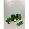 Image 1 : John Deere Radio Control Tractor-See Description