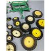 Image 3 : Diecast Metal Tractor Parts