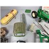 Image 7 : Diecast Metal Tractor Parts