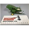 Image 3 : John Deere Diecast Metal Combine & Auger Puller