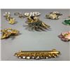 Image 4 : Costume Brooches