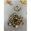 Image 8 : Costume Brooches