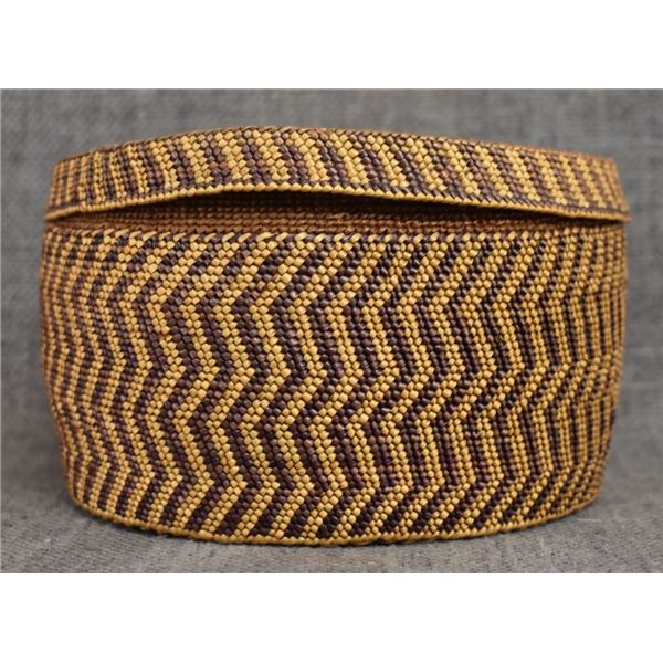 NOOTKA MAKAH INDIAN LIDDED BASKET