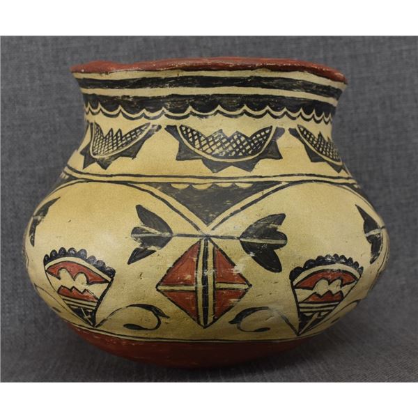 POTTERY OLLA WITH SOUTHWEST DESIGN
