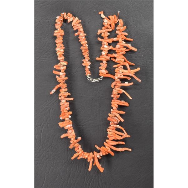 PUEBLO INDIAN NECKLACE