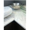 Image 8 : Woodtop w/contact paper kitchen counter cabinet - 2 pce entire unit approx. 27ft x 25in D 3ft H (bid