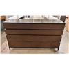 Image 1 : 4 Drawer dresser (approx. 55in W 18in D 32in H)