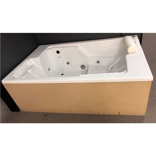 New contemporary white jacuzzi tub (approx. 71 in W 47in D 23in H) (bidder responsible for removal)