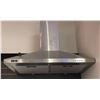 Image 1 : New Kruger 29 1/2 electric range hood