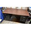 Image 1 : Wooden brown office desk w/ 5 drawers approx. 60in L 30in D 30in H