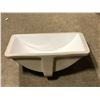 Image 2 : NEW single API wash basin