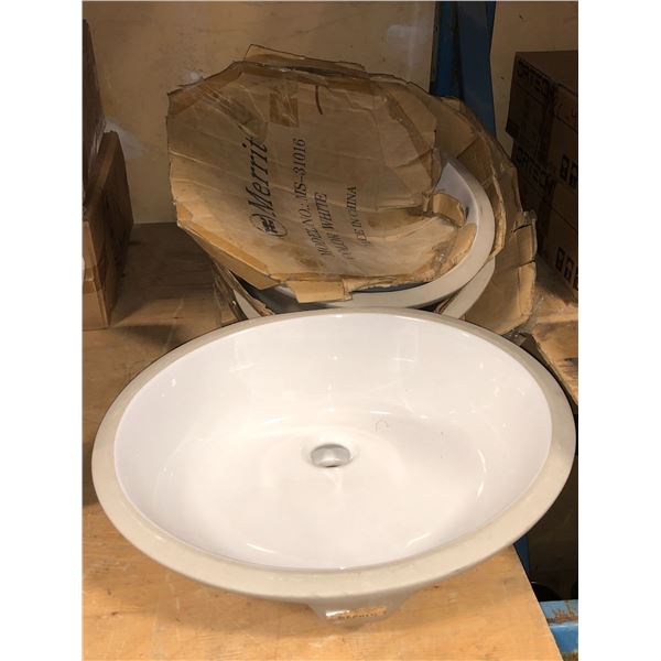 Set of 3 round white ceramic sinks