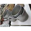 Image 1 : 4-Aluminum Stockpots - 4 X $