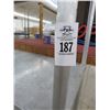 Image 2 : Aluminum 3 Shelf Rack