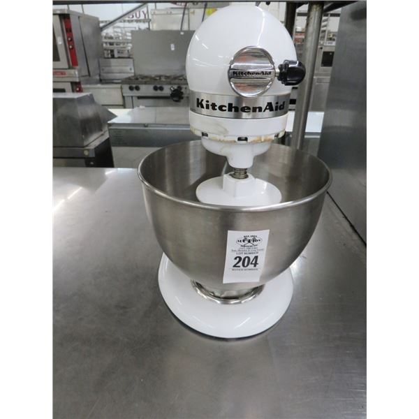 Kitchen Aid 8 Qt. Mixer w/Bowl & Hook