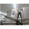 Image 2 : 27-Sixth Size Insert Pans - 27 X $