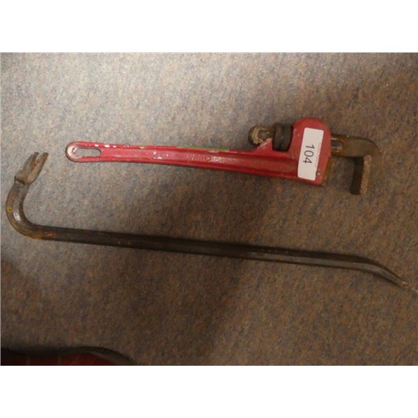 18" pipe wrench, pry bar
