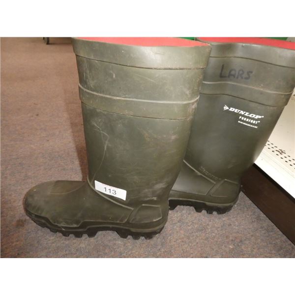 Dunlop rubber work boots (size 12)