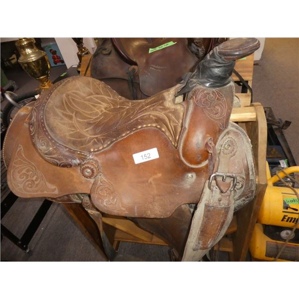15" Longhorn leather saddle