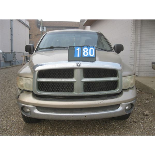 2003 Dodge Ram 1500 Quad 4 x 4 Loaded, 293028 Kms