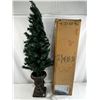 Image 1 : Noma Lighted Potted Porch Tree