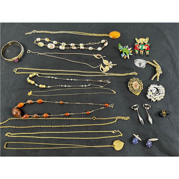 Vintage Costume Jewelry Lot