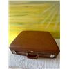 Image 2 : American Tourister Hardcover Suitcase