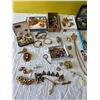 Image 2 : Costume Jewelry Lot