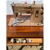 Image 4 : Singer Sewing Machine with Bench