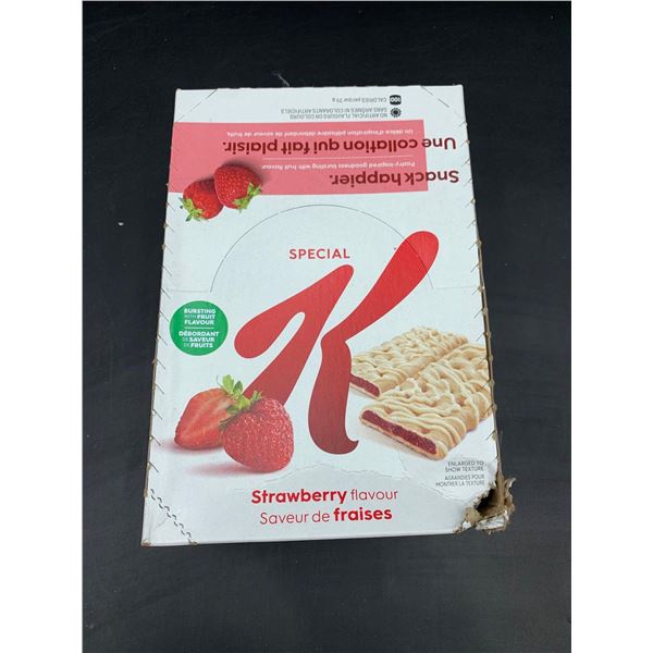 Special K Strawberry Flavour Crisps (12 Pouches)