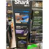 Image 2 : Shark Pet Pro Cordless Stick Vacuum