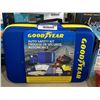 Image 1 : Good Year Auto Safety Kit