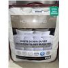 Image 1 : Hotel Grand King Size White Down Duvet All Season Medium Weight