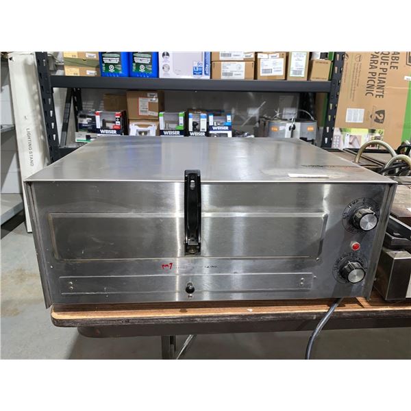 MODEL 560D DELUXE PIZZA OVEN 10-1/4”H x 23-5/8”W x 19-1/2”D 2-9/16” x 17-1/2” door opening Grill/Rac