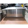 Image 5 : MODEL 560D DELUXE PIZZA OVEN 10-1/4”H x 23-5/8”W x 19-1/2”D 2-9/16” x 17-1/2” door opening Grill/Rac