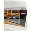 Image 2 : 1/18th Scale 1948 Chevorlet Woody Fleet Master in Original Box