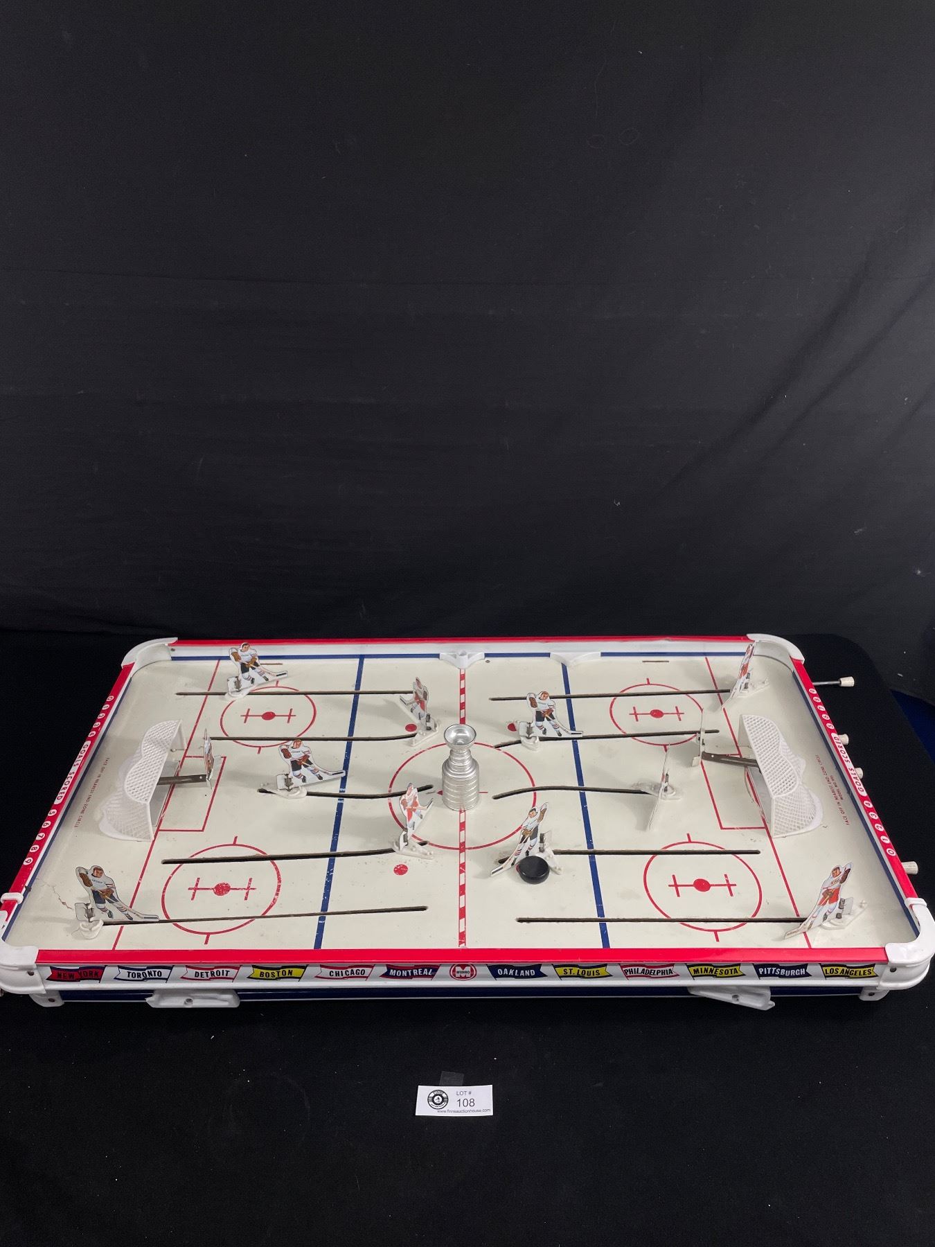 Vintage Metal Munroe Table Top Hockey Game w/ Players, Puck and Stanley Cup