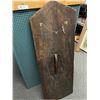 Image 3 : Very Good Polynesian War Shield. Shell Inlay 45" Long