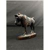 Image 2 : 2 African Animal Wood Carvings Lion & Baboon