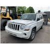 Image 1 : *TOW* 2010 JEEP PATRIOT, NORTH EDITION, 4DR SUV, WHITE, VIN 1J4NT2GA1AD537214