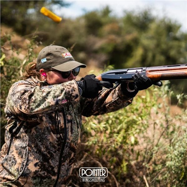 POINTER OUTFITTERS: 4-Day/4-Night High-Volume Dove Hunt for Four Hunters in Argentina