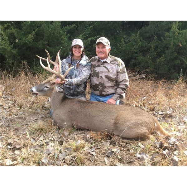 ORIGINAL KANSAS TROPHY: 2-Day/2-Night Whitetail Deer Hunt for One Hunter in Kansas