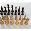 Image 3 : Vintage Weighted Wood Chess Set