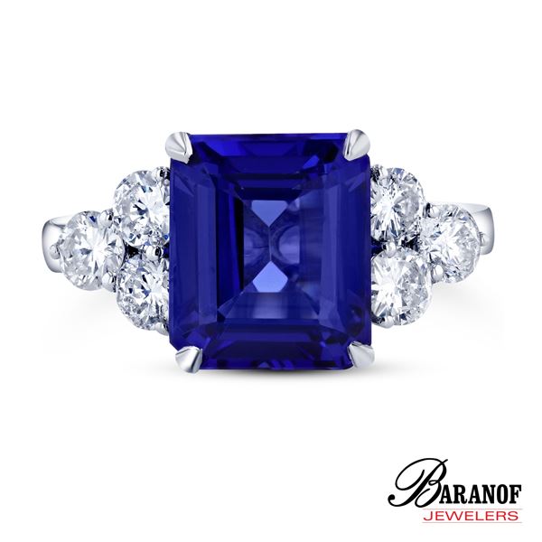 TANZANITE AND DIAMOND RING SET IN 18 K GOLD