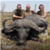 Image 1 : 5 - DAY BUFFALO PLAINS GAME HUNT AT MUTANDA GAME RESERVE FOR 1 HUNTER AND 1 NON-HUNTER (Trophy fee f