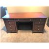 Image 1 : Beautiful Wood Desk w Lock