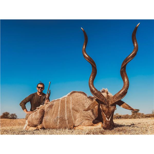 Kudu Hunt for 2 – Rhinoland Safaris
